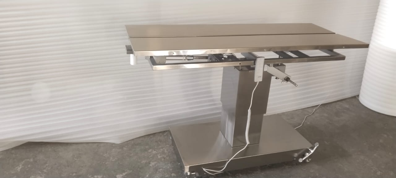 V Safe Veterinary Table Manufacturer in Bhiwani